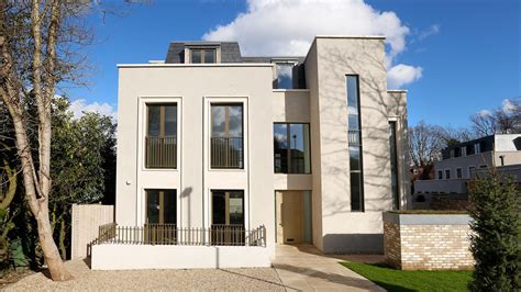 Properties for sale in City of London .